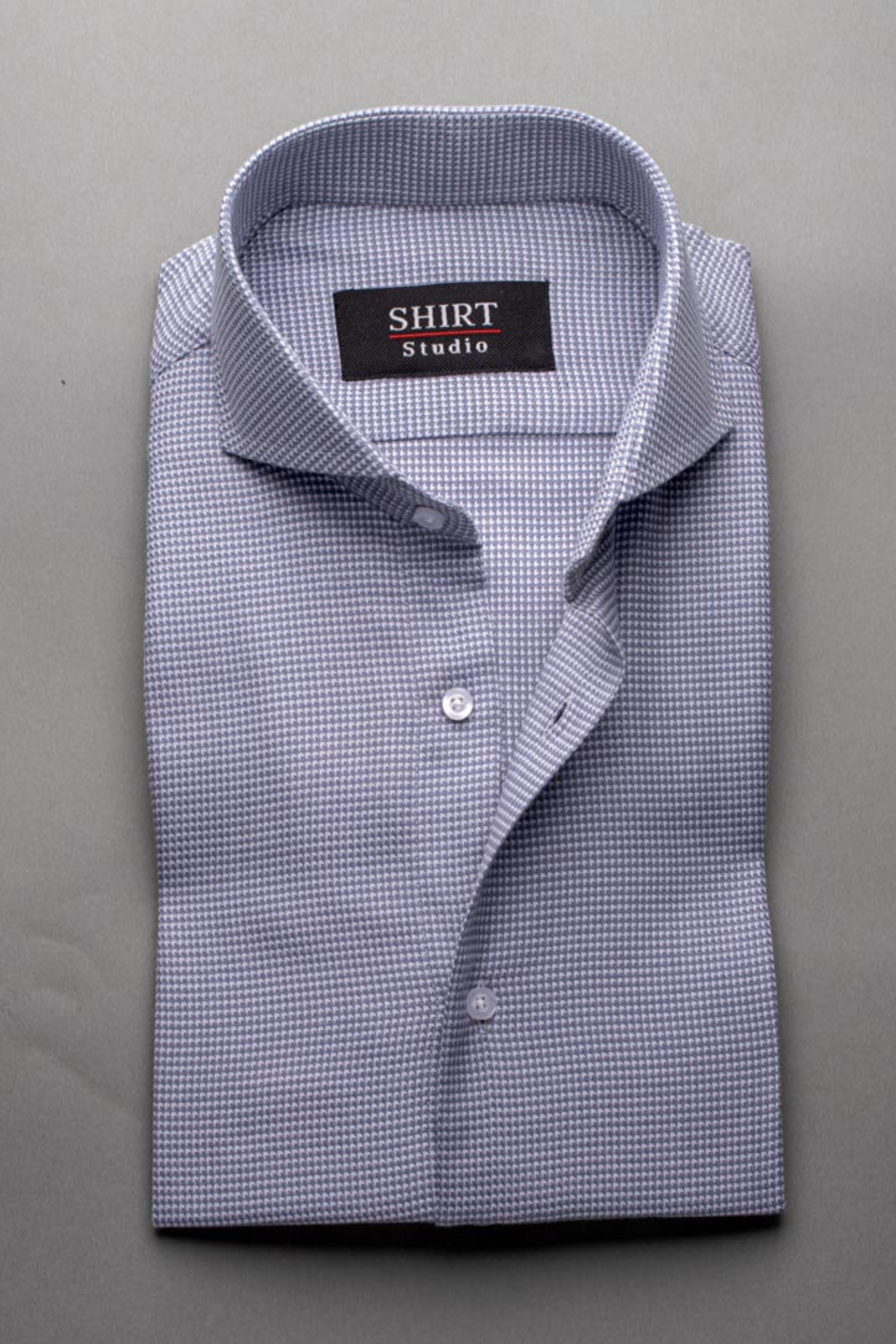 Gray Houndstooth in French Collar